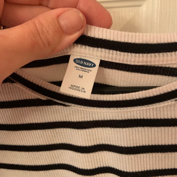 Black and white striped long sleeve - Picture 4 of 4